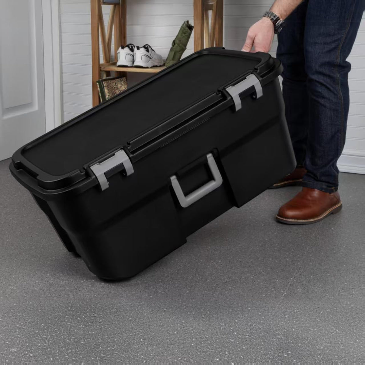Black Wheeled Lockable Footlocker I5318