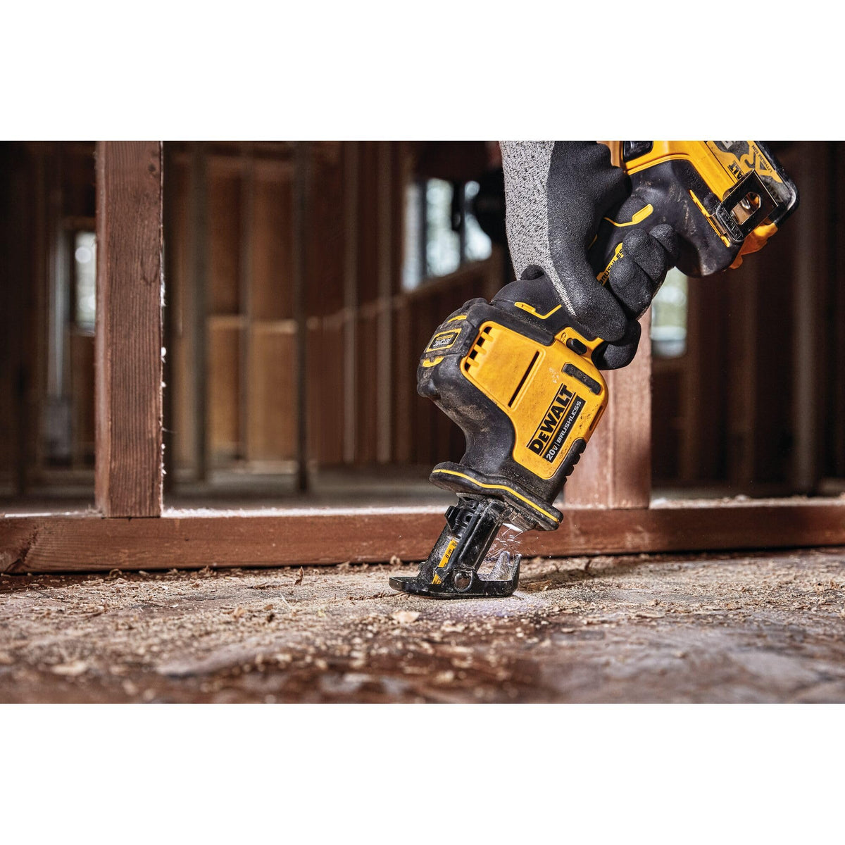 Cordless One-Handed Reciprocating Saw I506
